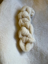 Load image into Gallery viewer, Wool Roving Natural and Natural Dyed
