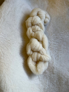 Wool Roving Natural and Natural Dyed